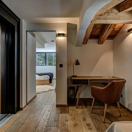 Black Pearl Chamonix